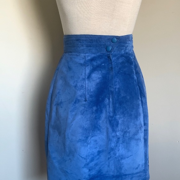 Electric Blue Suede Mini Skirt - Picture 5 of 6